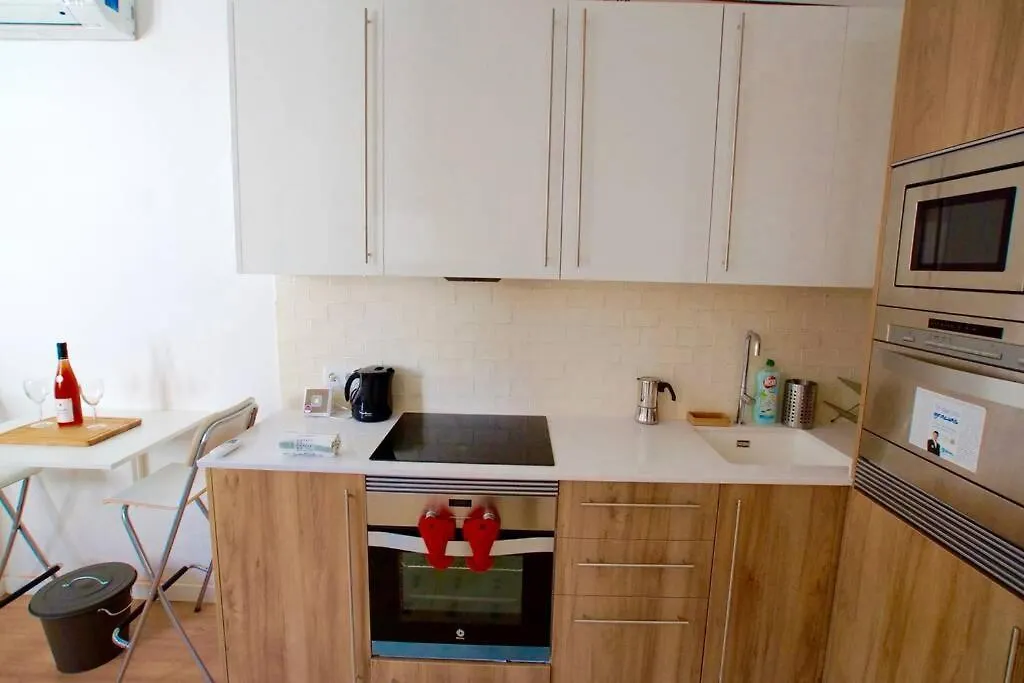 Lovely Flat Fira Mwc L'Hospitalet de Llobregat 0*,  Spagna